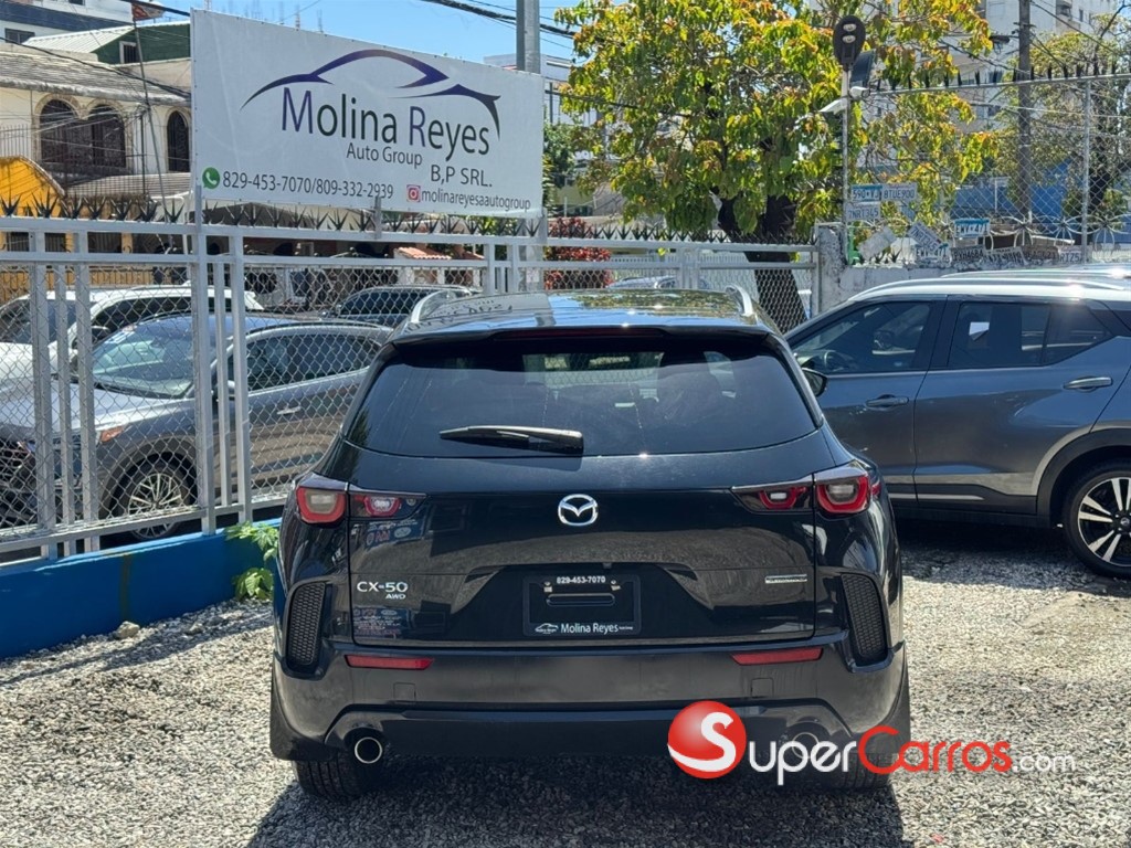 2024 Mazda CX-50 Preferred — foto 8 / 12