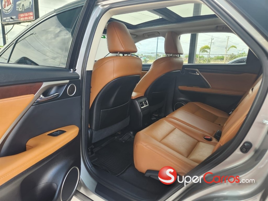 2022 Lexus RX 350 Luxury — foto 8 / 12