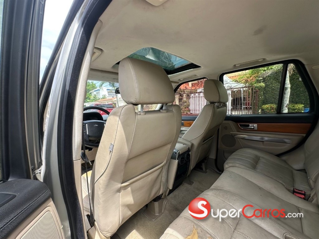 2010 Land Rover Range Rover — foto 8 / 12