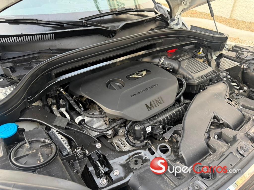 2020 Mini Cooper Countryman John Cooper Works — foto 8 / 10
