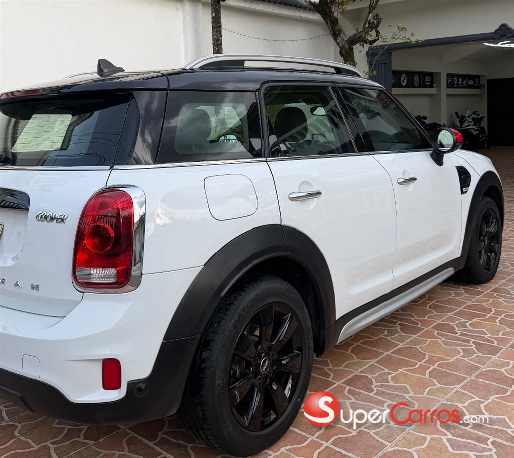 2020 Mini Cooper Countryman John Cooper Works — foto 10 / 10