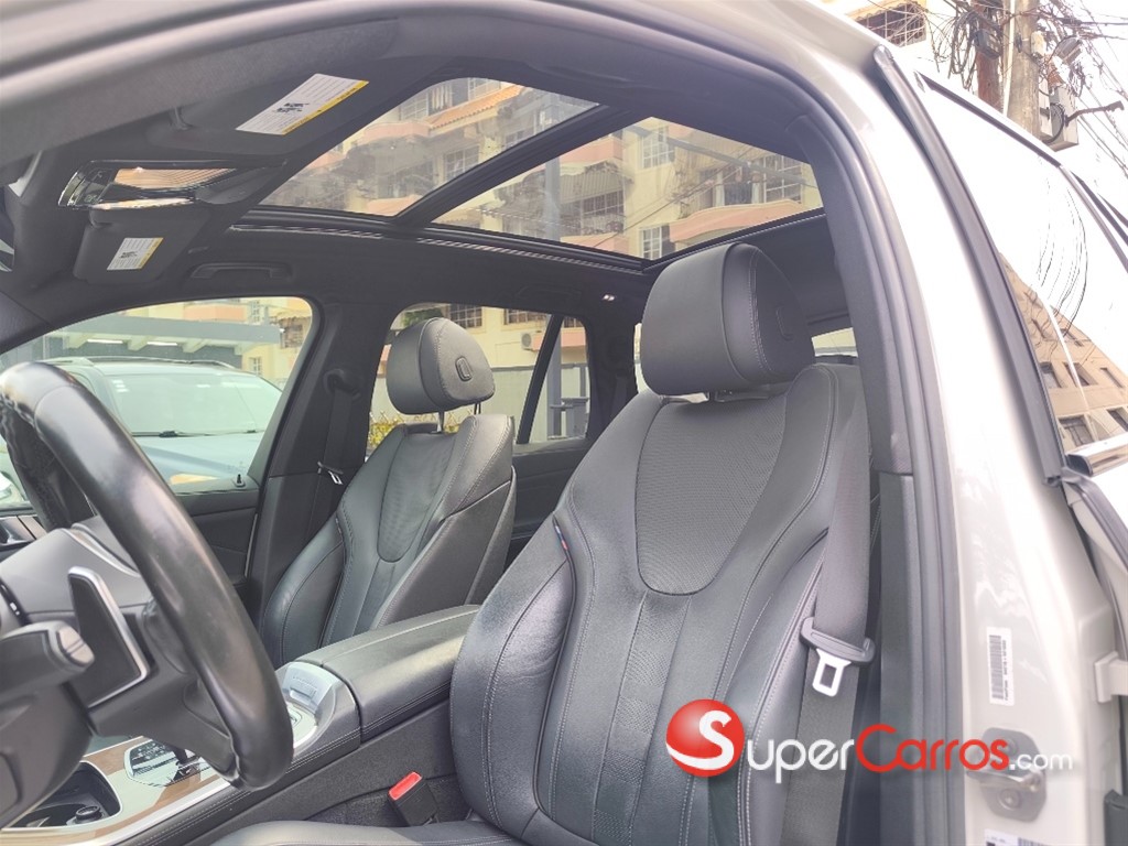 2020 BMW X 5 SDRIVE 40i — foto 7 / 12