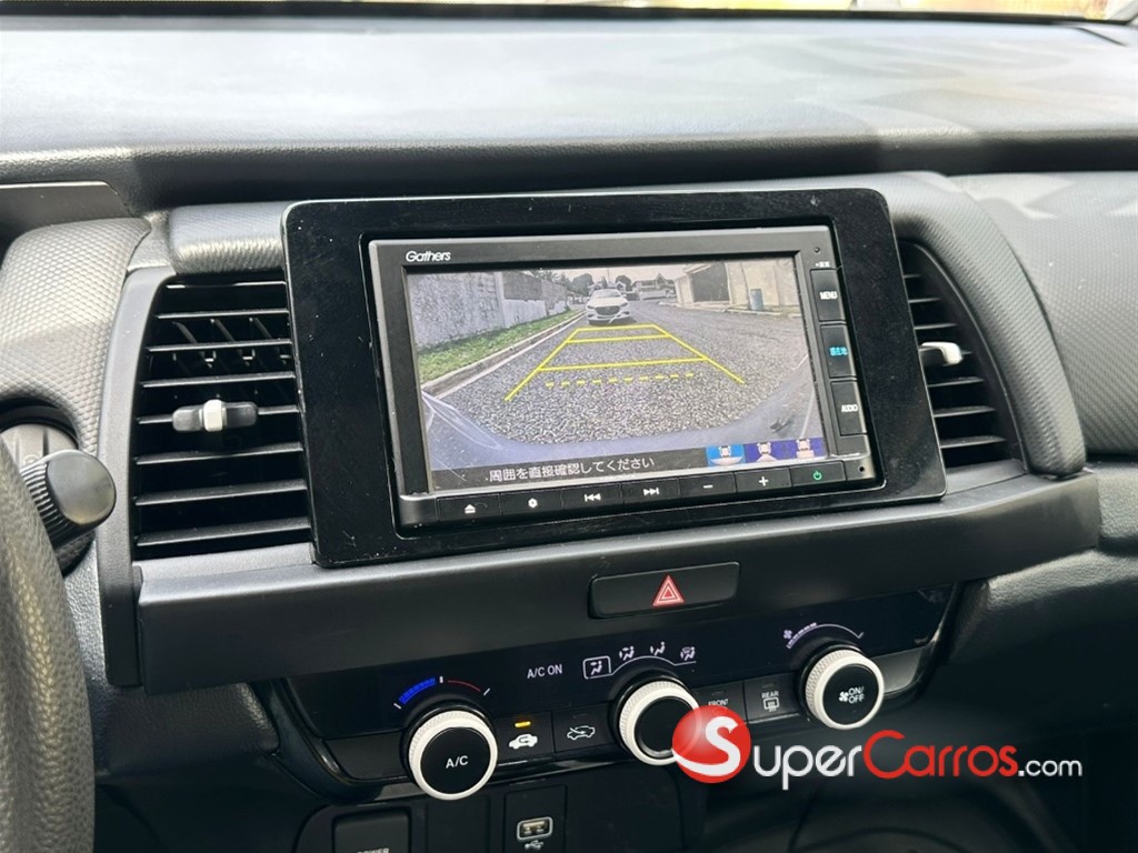 2021 Honda Fit — foto 6 / 12