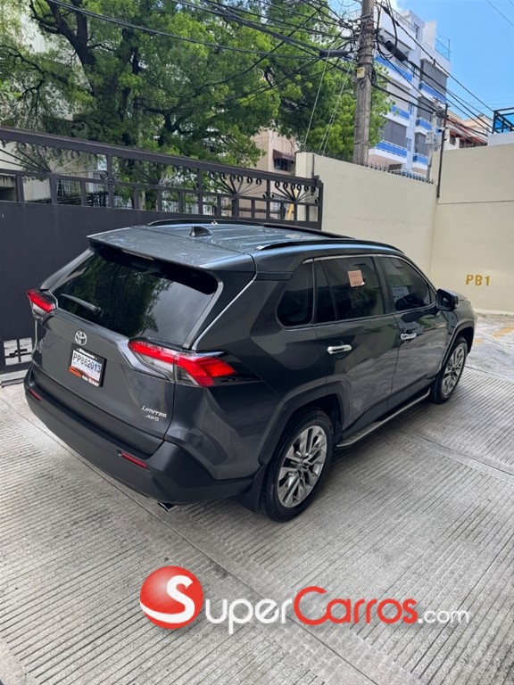 2020 Toyota RAV4 Limited — foto 4 / 10