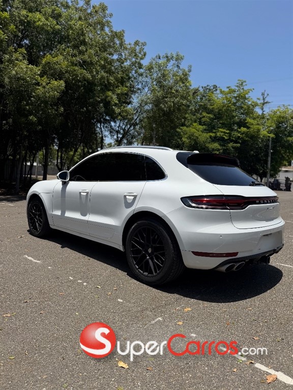2019 Porsche Macan S — foto 8 / 12
