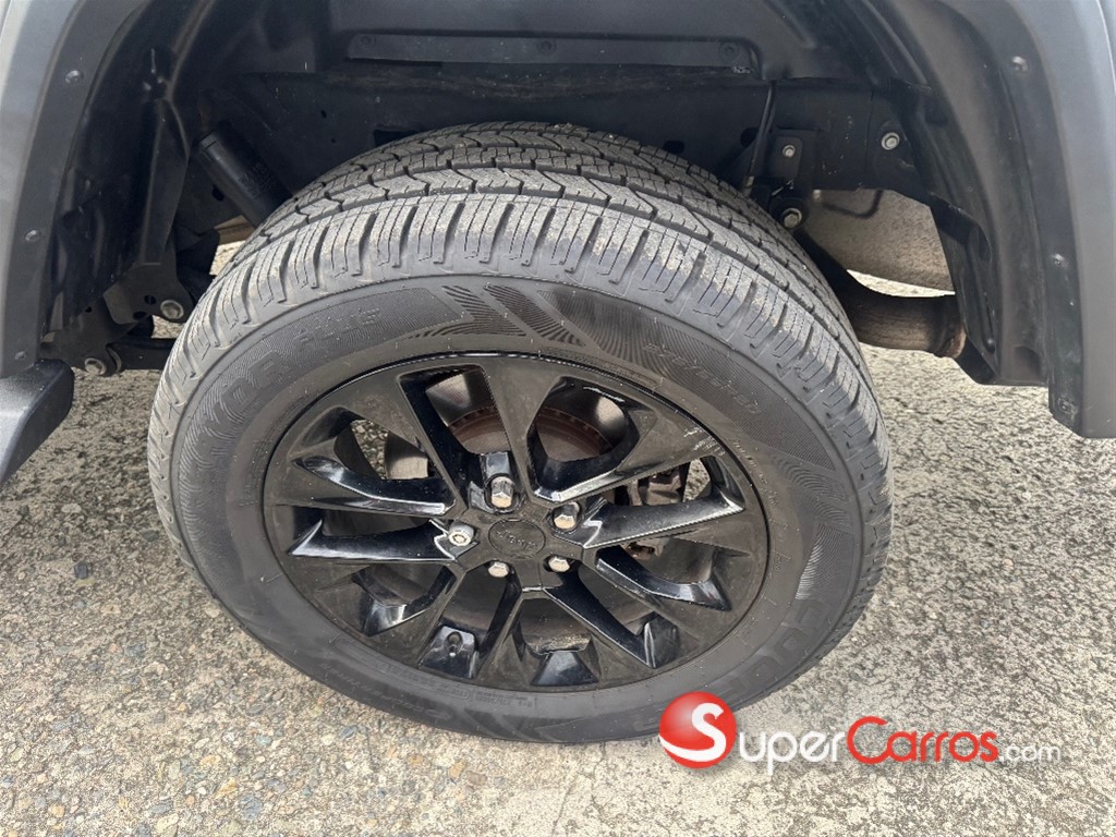 2020 Jeep Gladiator Sport — foto 9 / 12