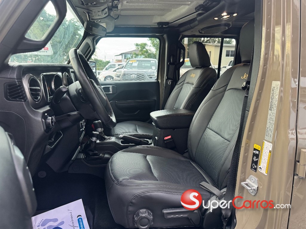 2020 Jeep Gladiator Sport — foto 12 / 12