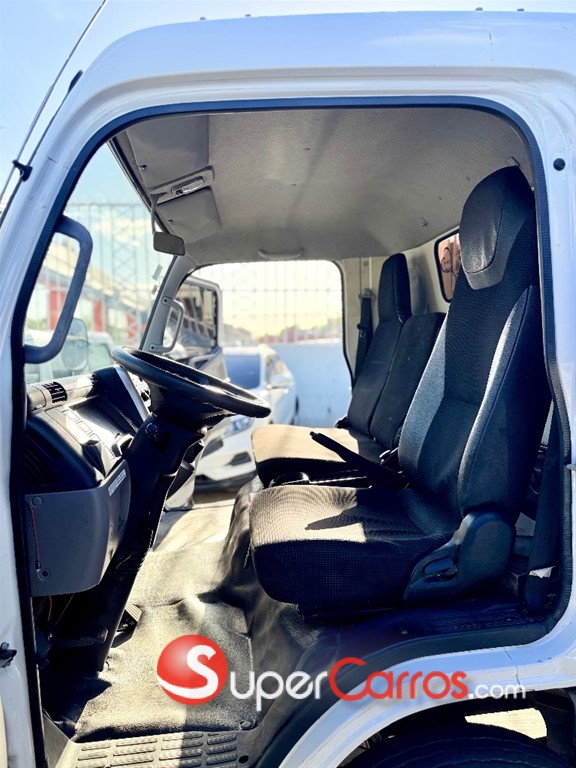 2020 Mitsubishi Motors Canter Fuso — foto 7 / 12
