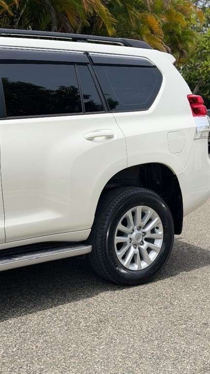 2011 Toyota Land Cruiser Prado VX — foto 3 / 12