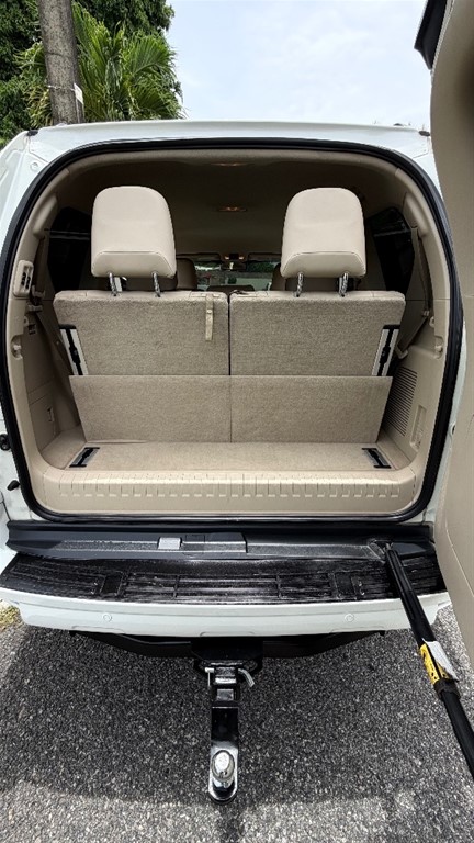 2011 Toyota Land Cruiser Prado VX — foto 6 / 12