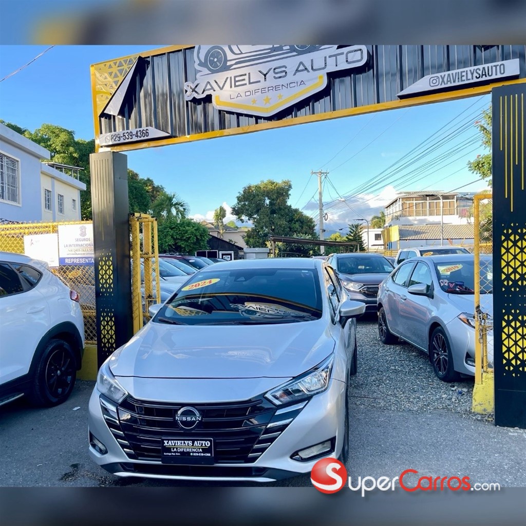 2024 Nissan Versa Advance — foto 2 / 11