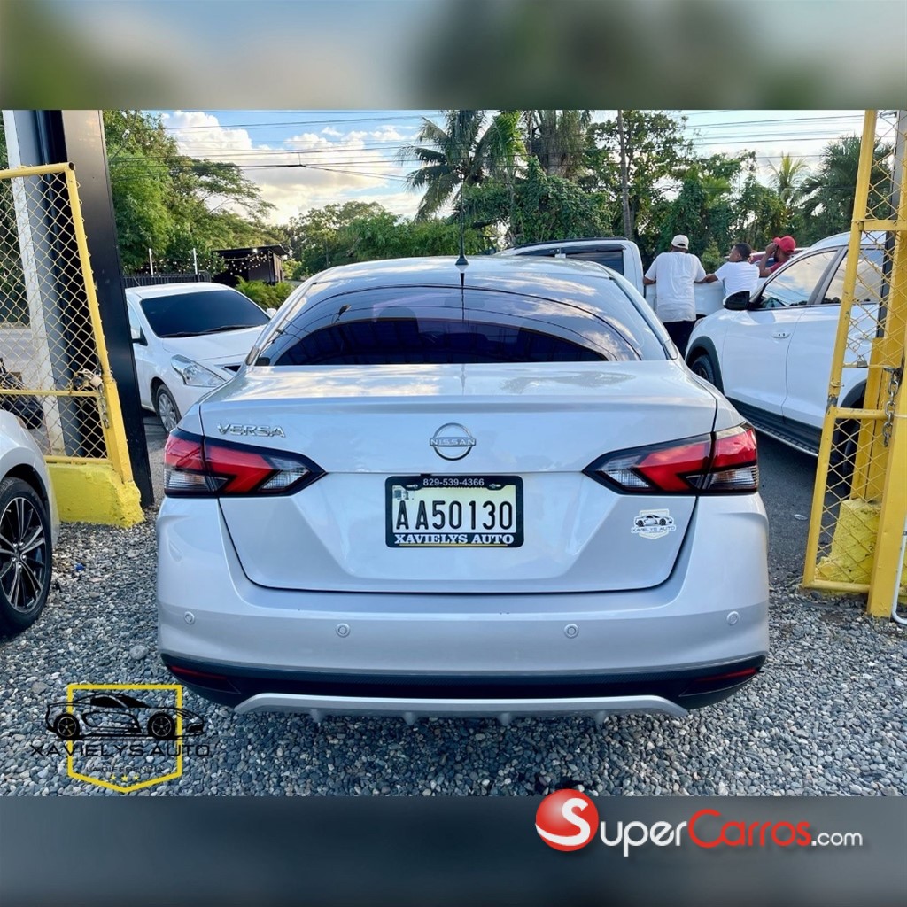 2024 Nissan Versa Advance — foto 5 / 11