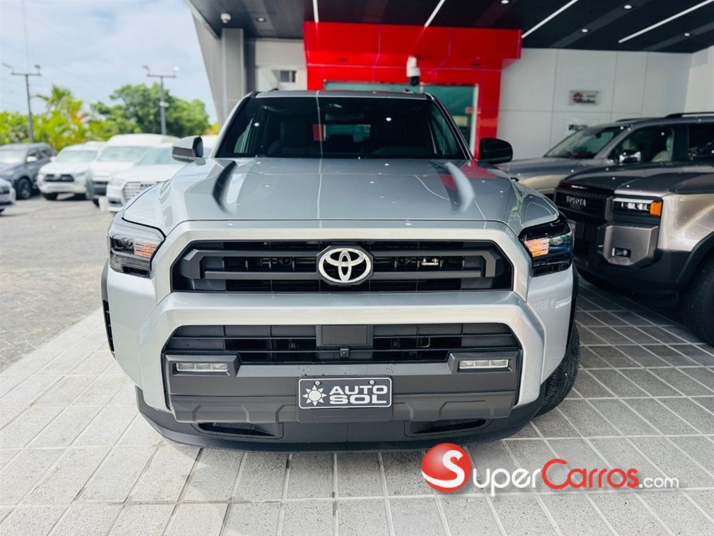 2026 Toyota 4 Runner SR5 — foto 4 / 11