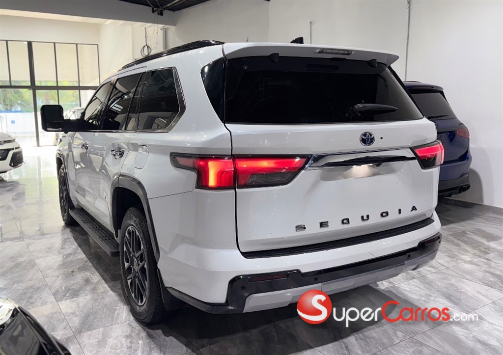 2023 Toyota Sequoia Limited — foto 5 / 12