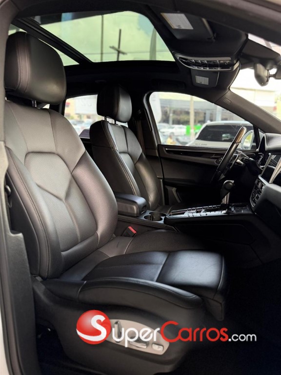 2020 Porsche Macan S — foto 11 / 12
