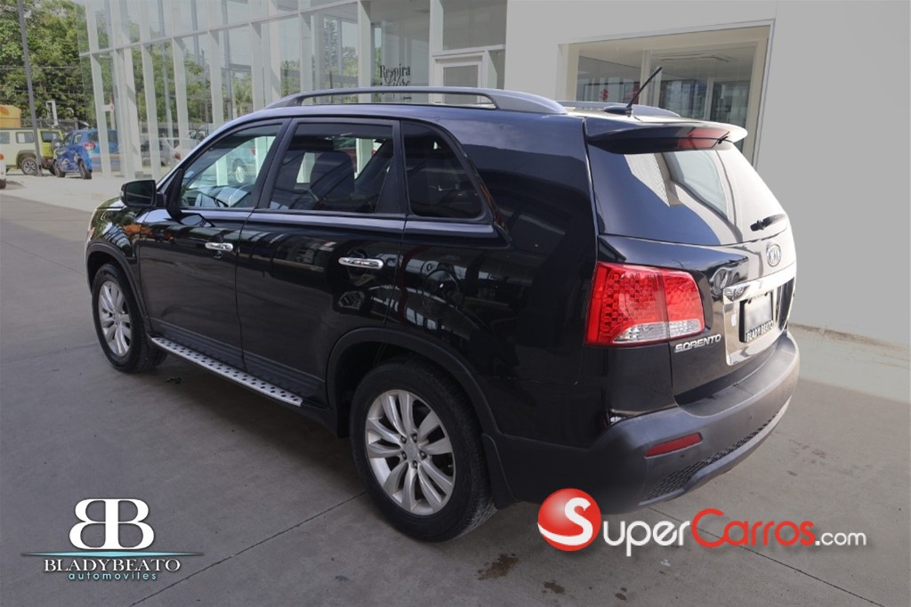 2011 Kia Sorento EX — foto 11 / 12
