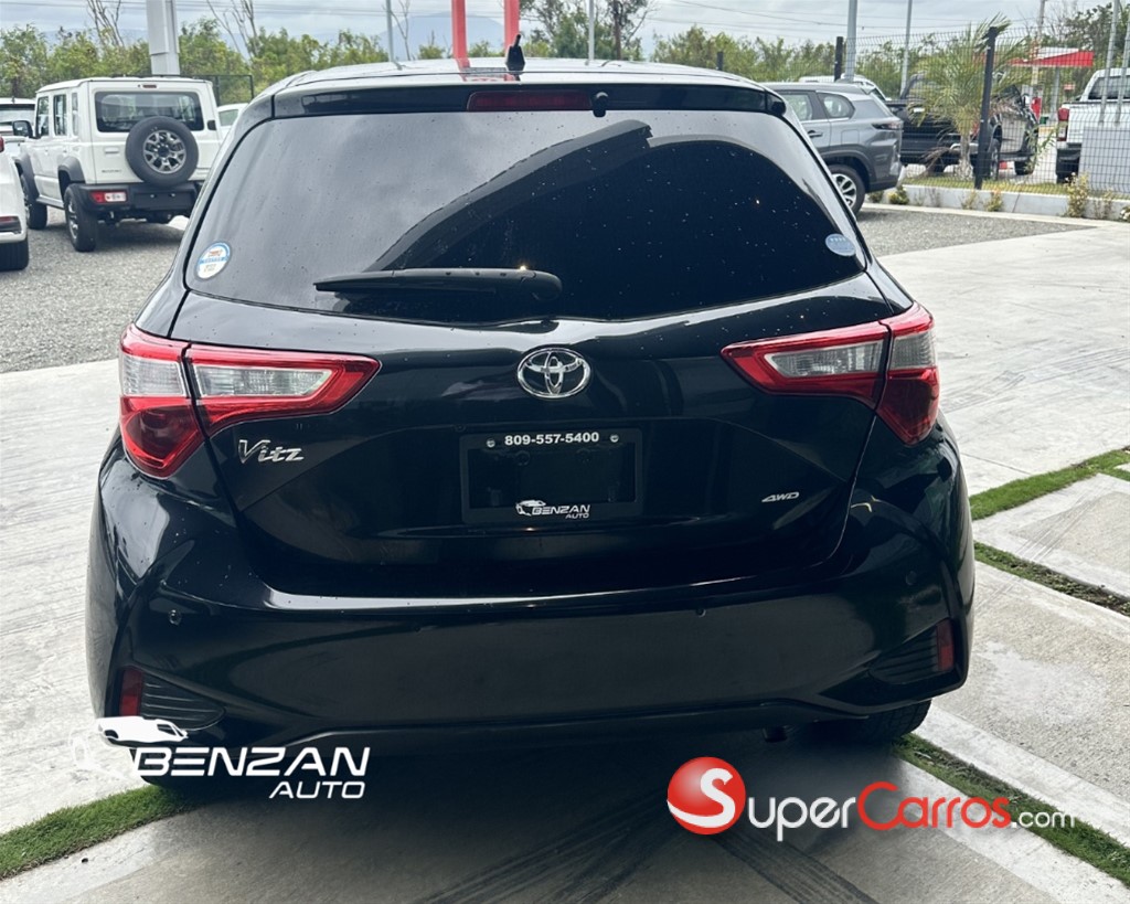 2019 Toyota VITZ — foto 3 / 10