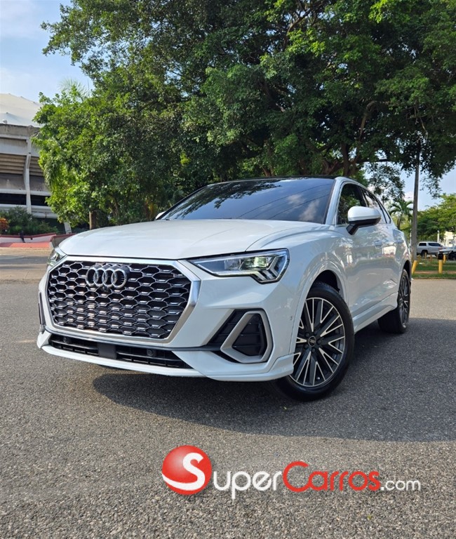 2022 Audi Q3 S Line — foto 2 / 12