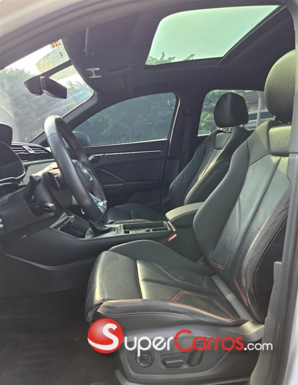 2022 Audi Q3 S Line — foto 8 / 12