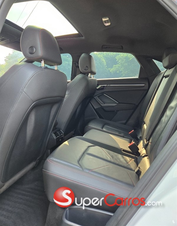 2022 Audi Q3 S Line — foto 9 / 12