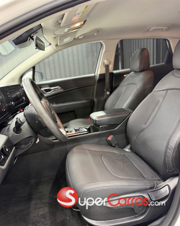 2023 Kia Sportage LX — foto 7 / 12