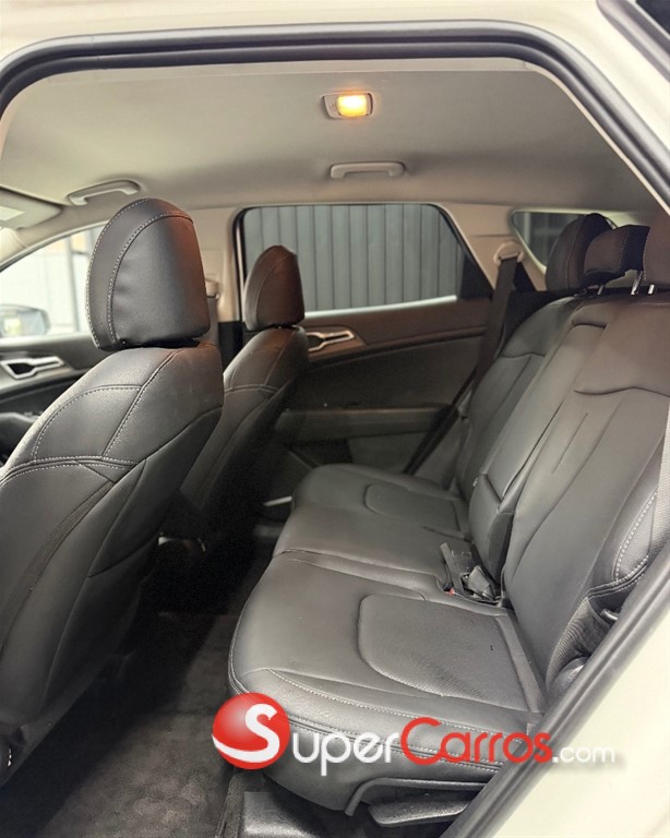 2023 Kia Sportage LX — foto 9 / 12