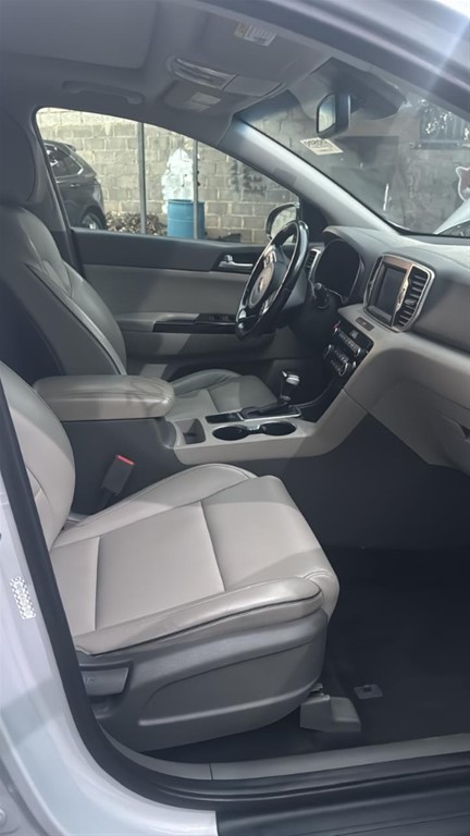 2018 Kia Sportage EX — foto 8 / 10