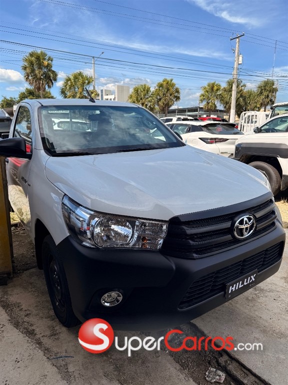 2026 Toyota Hilux — foto 2 / 5