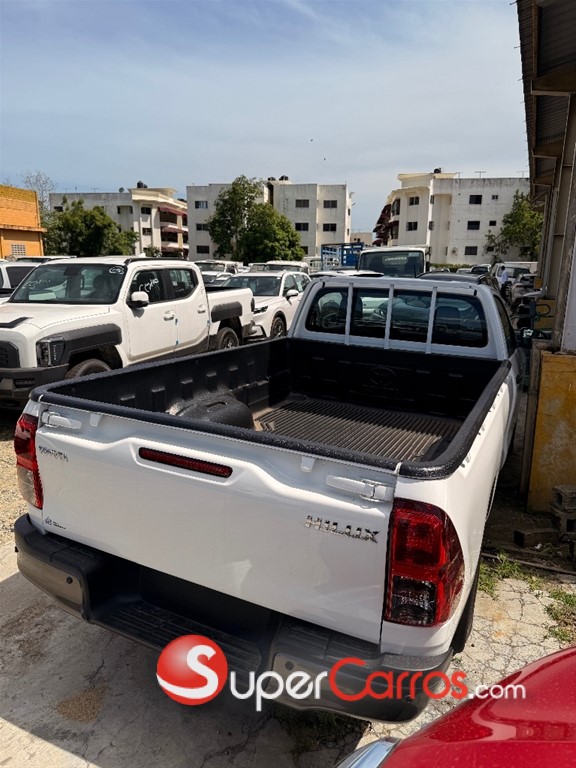2026 Toyota Hilux — foto 4 / 5