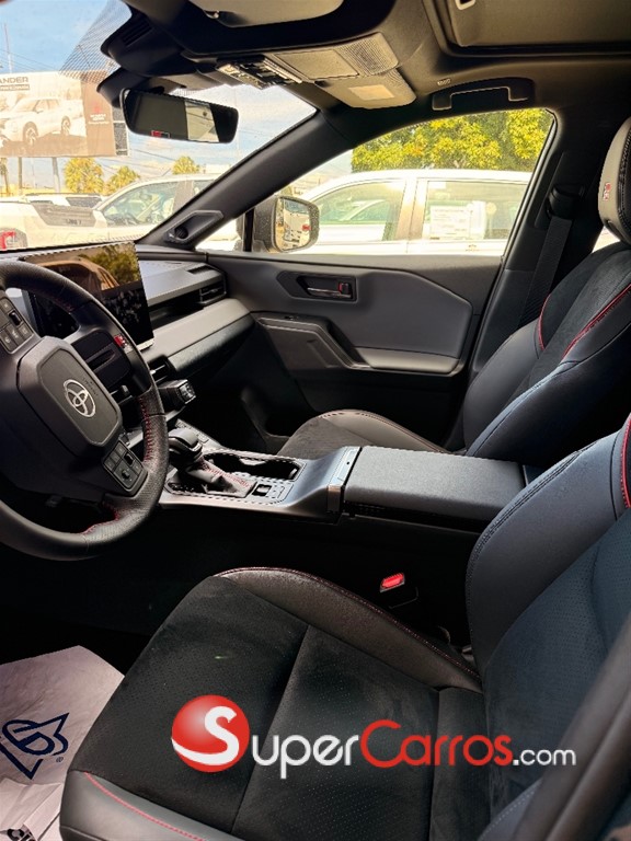 2027 Toyota RAV4 GR Sport — foto 5 / 6