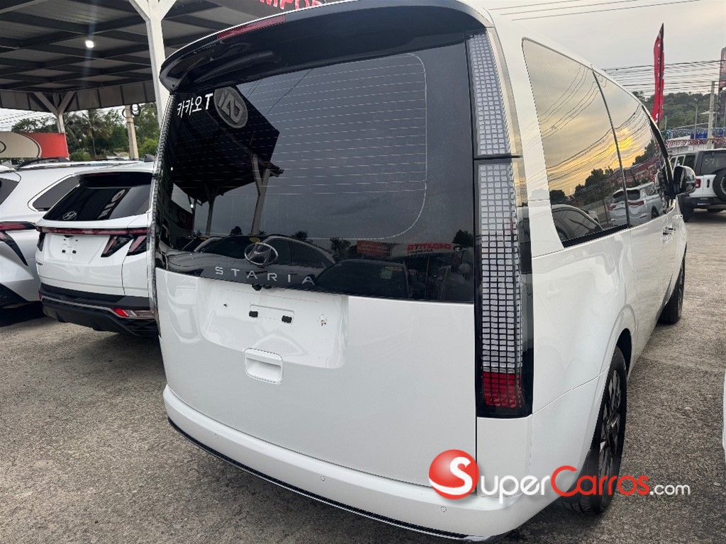 2022 Hyundai Staria — foto 5 / 11