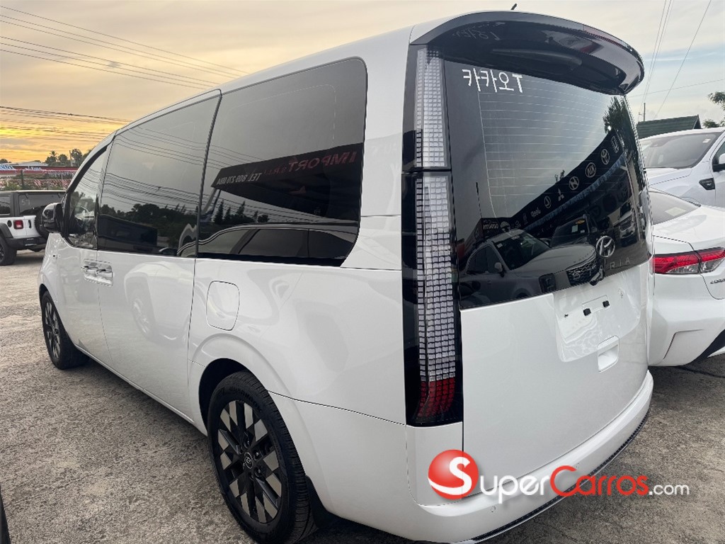 2022 Hyundai Staria — foto 6 / 11