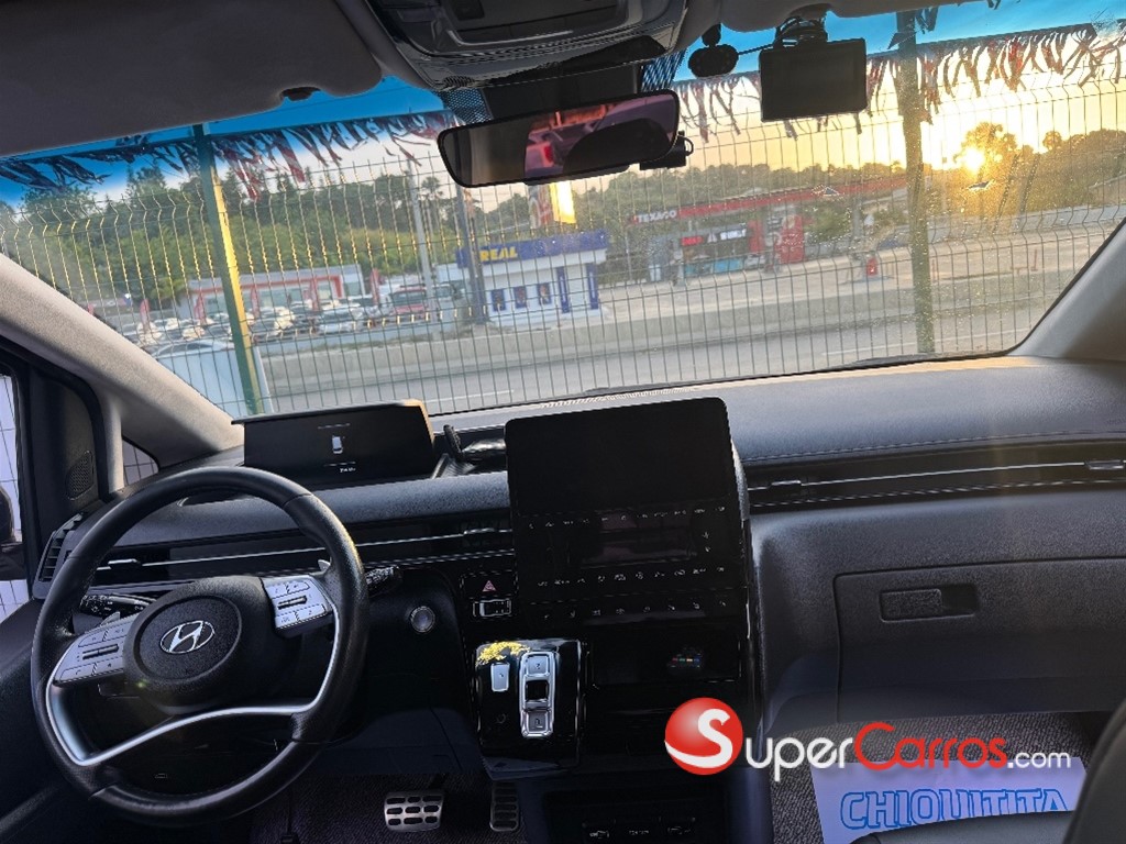 2022 Hyundai Staria — foto 8 / 11