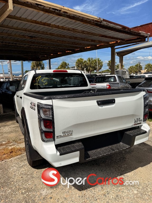 2027 Isuzu DMAX LSE — foto 3 / 6