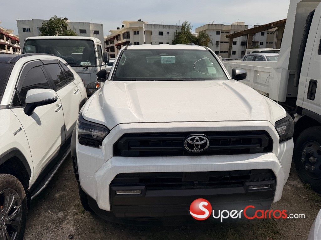 2026 Toyota 4 Runner SR5