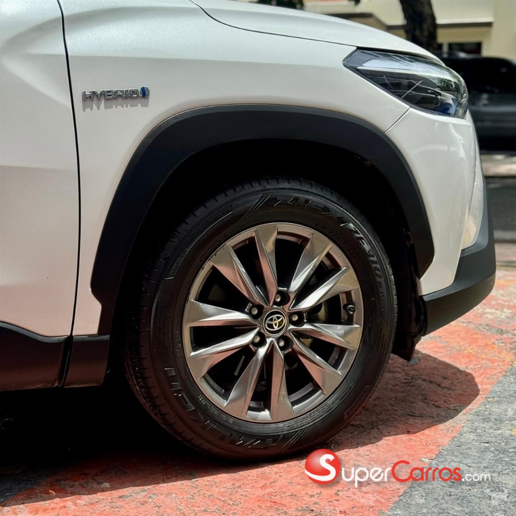 2022 Toyota Corolla Cross Hibrid — foto 5 / 10