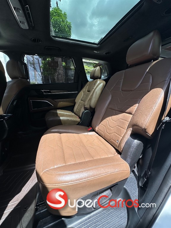 2020 Kia Telluride SX — foto 8 / 11