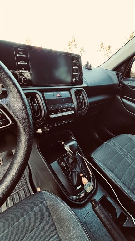 2025 Kia Sonet — foto 12 / 12
