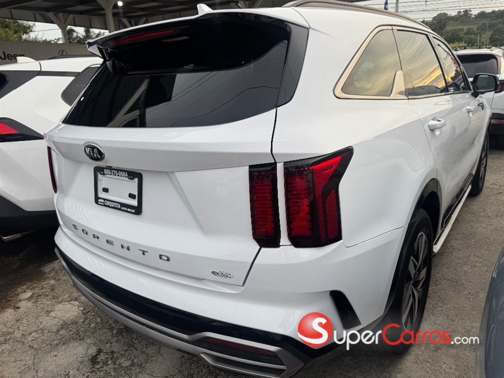 2021 Kia Sorento S — foto 2 / 10