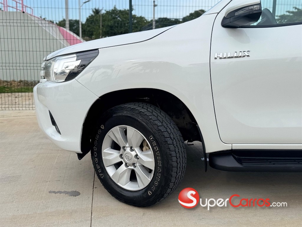 2023 Toyota Hilux 2.4 — foto 4 / 12