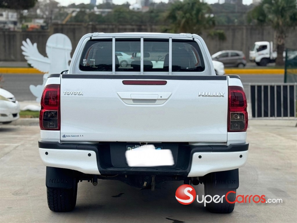 2023 Toyota Hilux 2.4 — foto 6 / 12