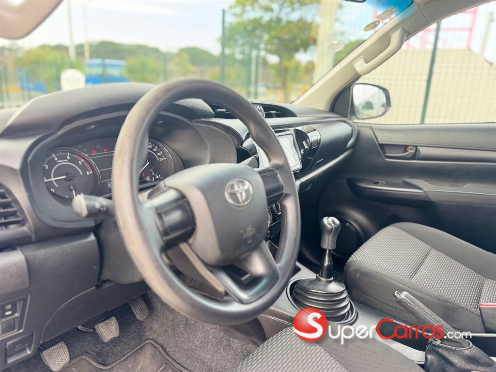 2023 Toyota Hilux 2.4 — foto 12 / 12