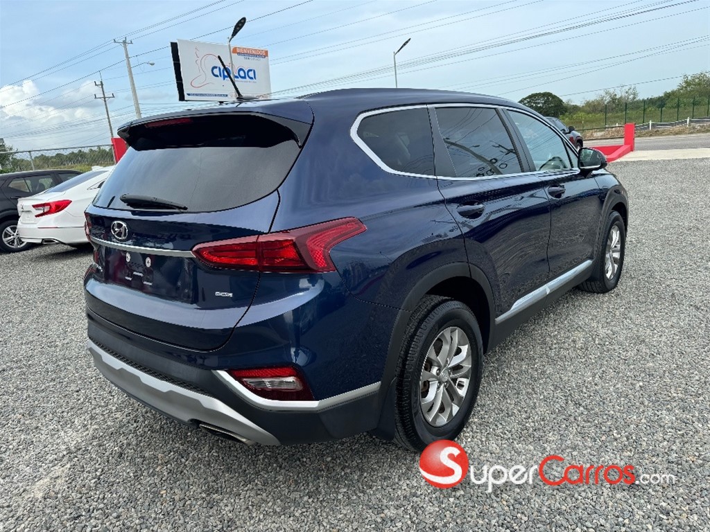 2020 Hyundai Santa Fe SE — foto 4 / 10
