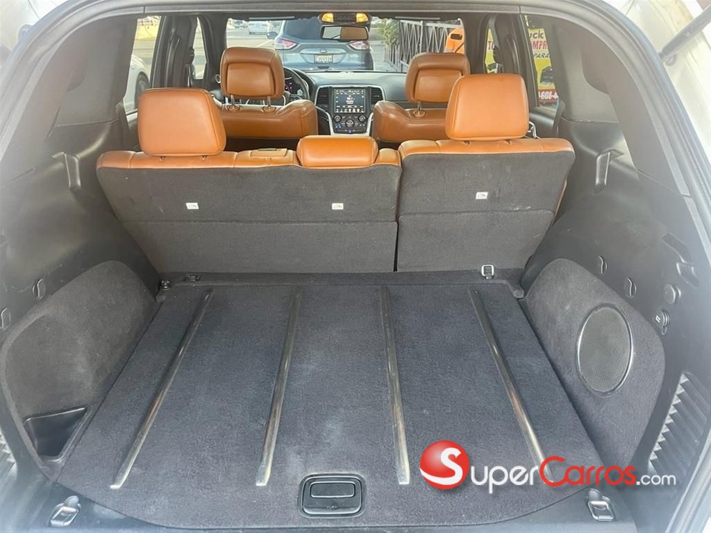 2016 Jeep Grand Cherokee SRT8 — foto 11 / 12