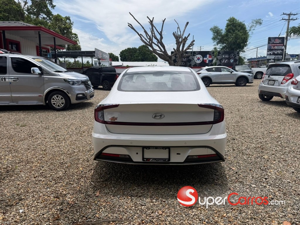 2020 Hyundai Sonata DN8 — foto 8 / 10