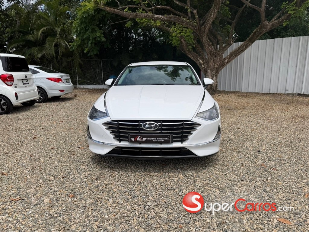 2020 Hyundai Sonata DN8 — foto 10 / 10