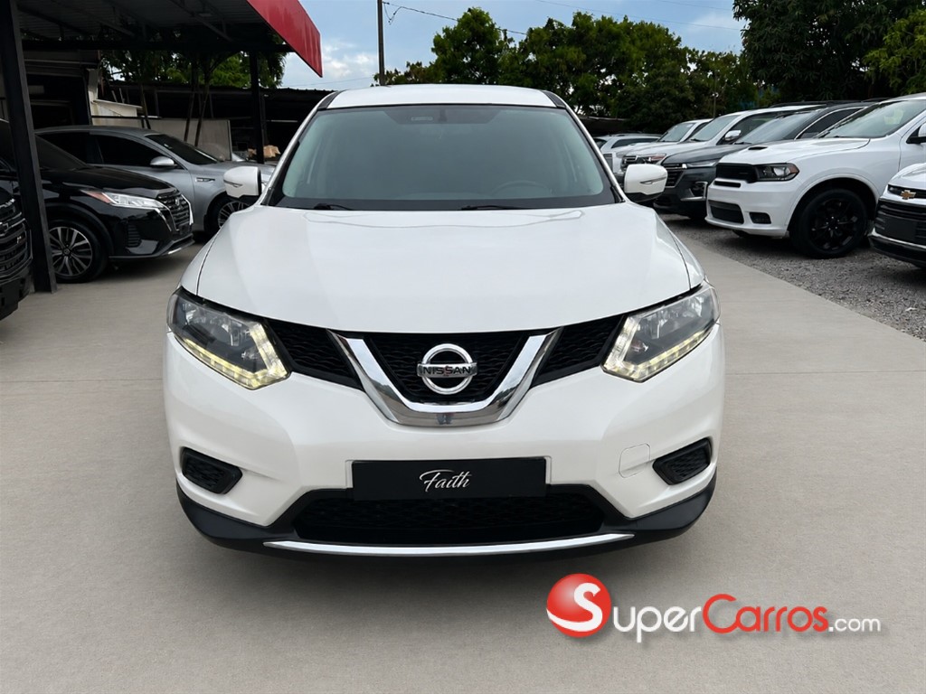2015 Nissan Rogue — foto 2 / 12