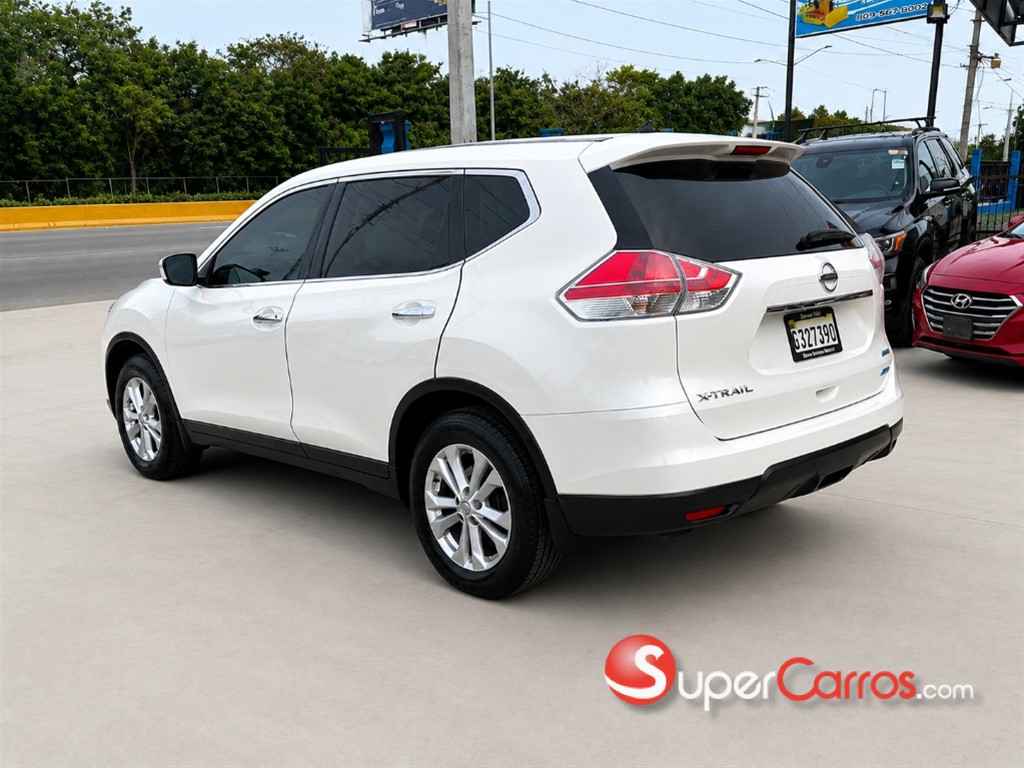 2015 Nissan Rogue — foto 4 / 12
