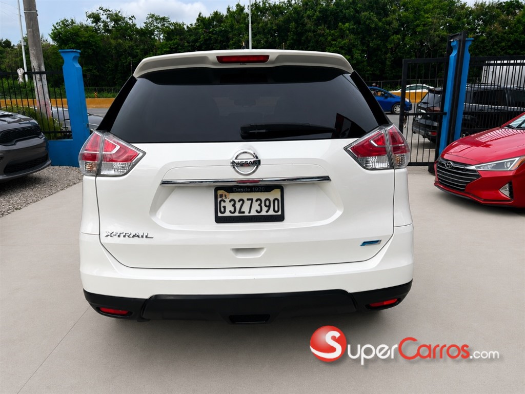 2015 Nissan Rogue — foto 5 / 12