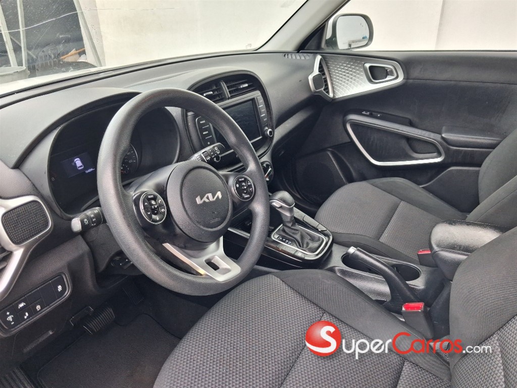 2022 Kia Soul LX — foto 5 / 11